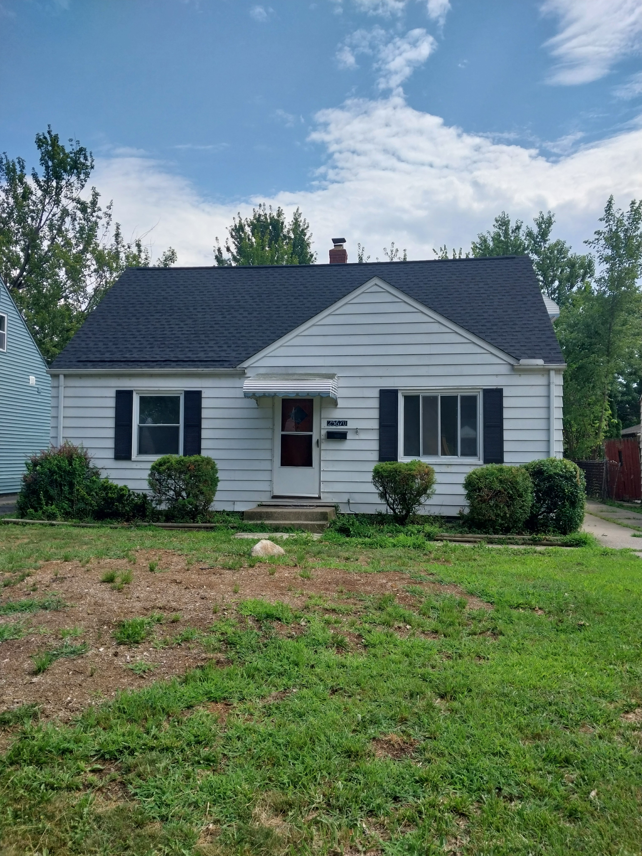Property main image